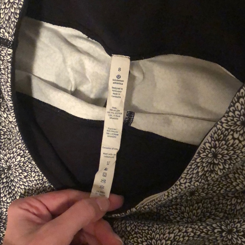 Lululemon leggings - Picture 4 of 4
